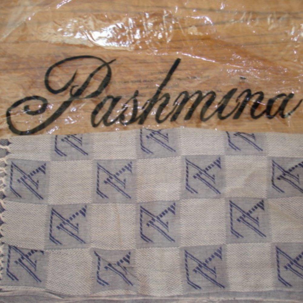 Pashmina / Scarf / 100% Pashmina